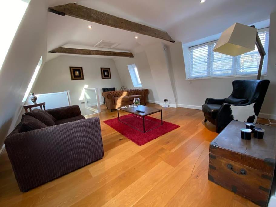 The Granary, Lovely Townhouse In Central Stamford Bagian luar foto